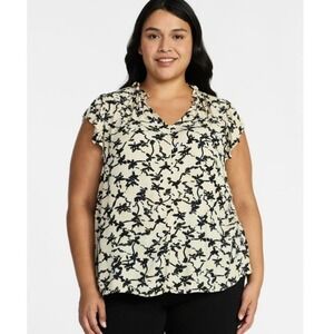 Terra & Sky Flutter Sleeve Blouse Batik Floral‎ Whipped Cream 3X (24W–26W) NWT